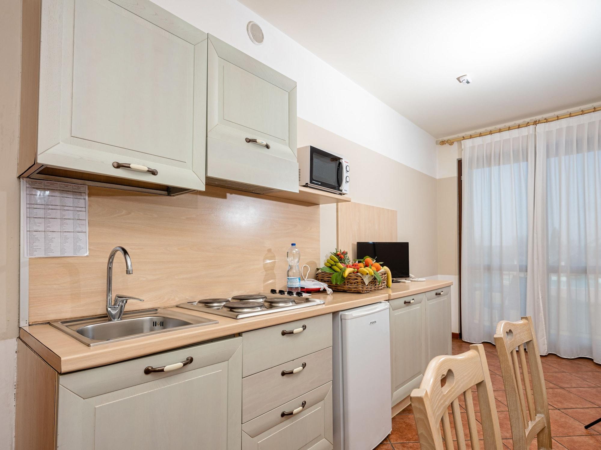 Residence Eden เปสเคียรา เดล การ์ดา ภายนอก รูปภาพ